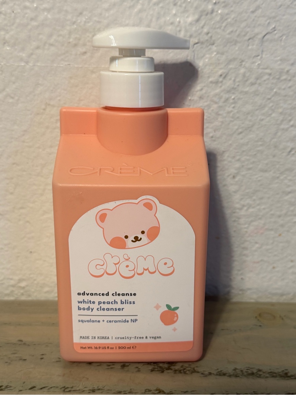 Crème White Peach Bliss Body Cleanser — Peach